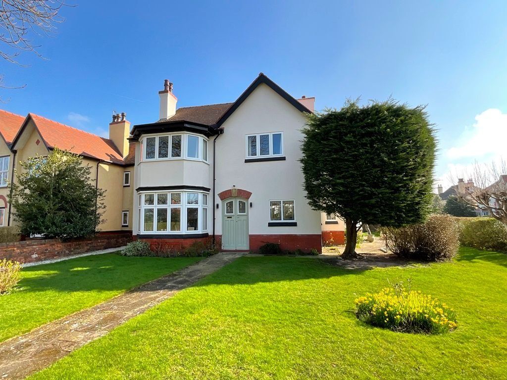 5 bed detached house for sale in Trafalgar Road, Birkdale, Southport