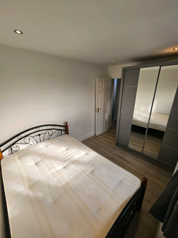 Room to rent in Pelham Road, Ilford IG1 Zoopla