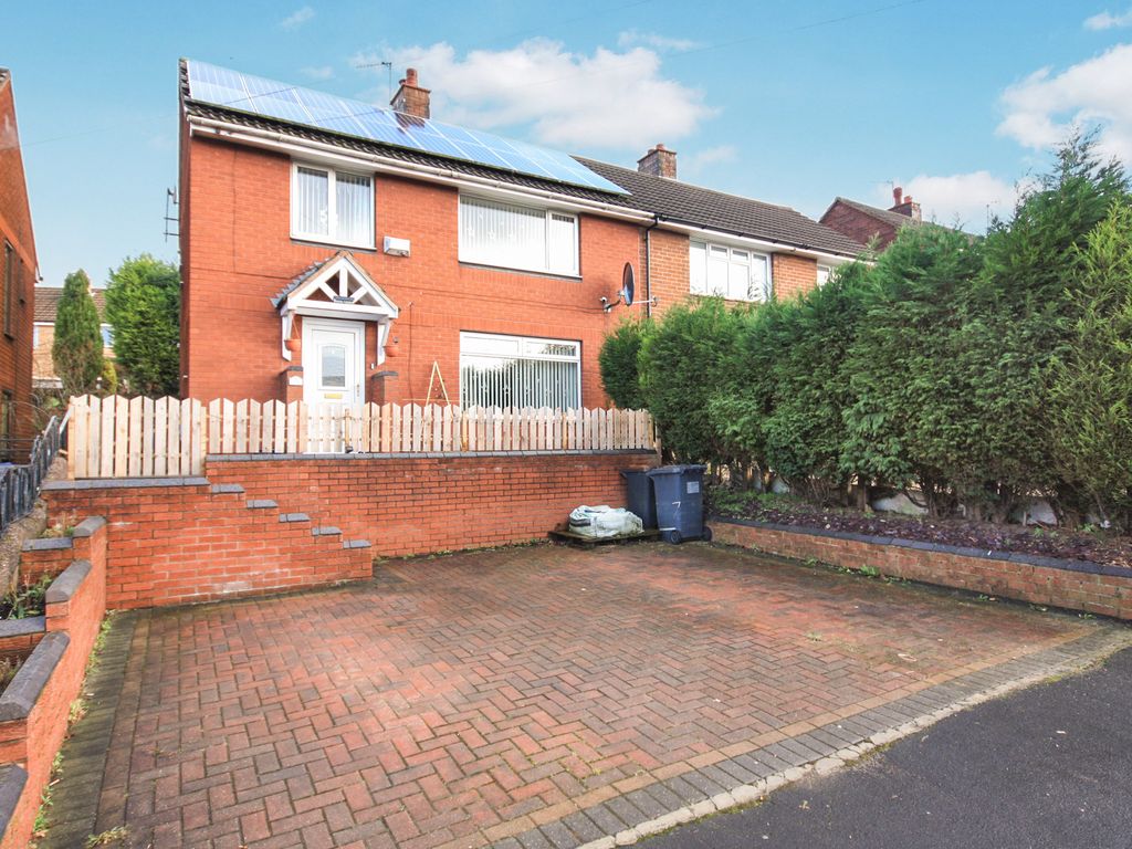 3 bed semidetached house for sale in Whitehall Avenue, Kidsgrove
