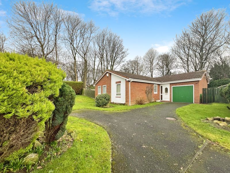 3 bed detached bungalow for sale in Claverley Drive, Backworth