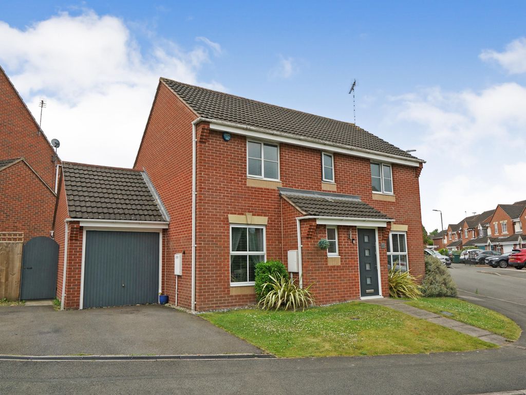 4 bed detached house for sale in Frank Bodicote Way, Swadlincote DE11