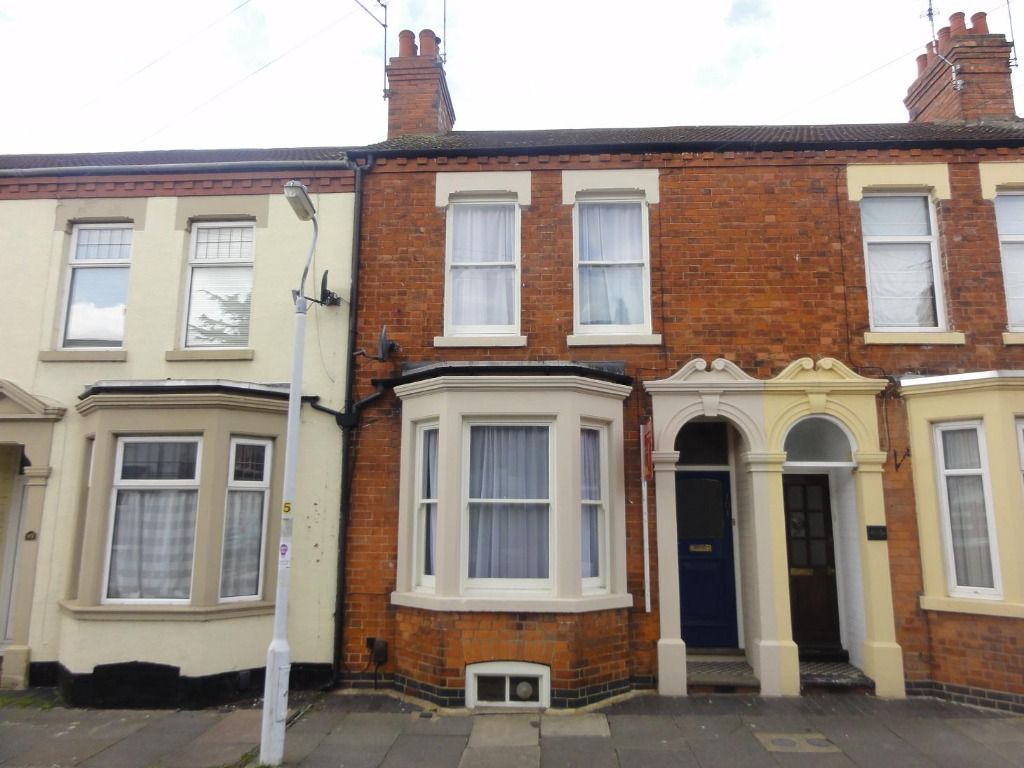 Room to rent in Loyd Road, Abington, Northampton NN1 Zoopla