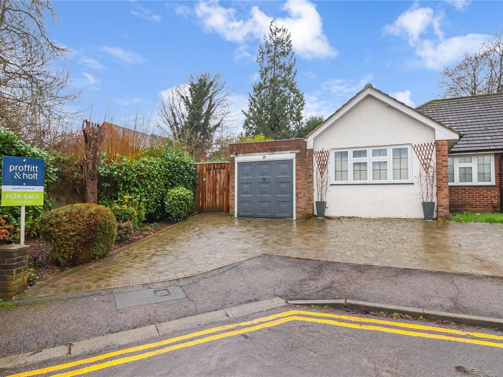 2 bed bungalow for sale in Rockliffe Avenue, Kings Langley WD4 Zoopla