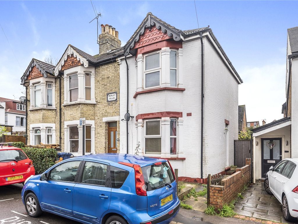 2 bed end terrace house for sale in Sebright Road, EN5 Zoopla