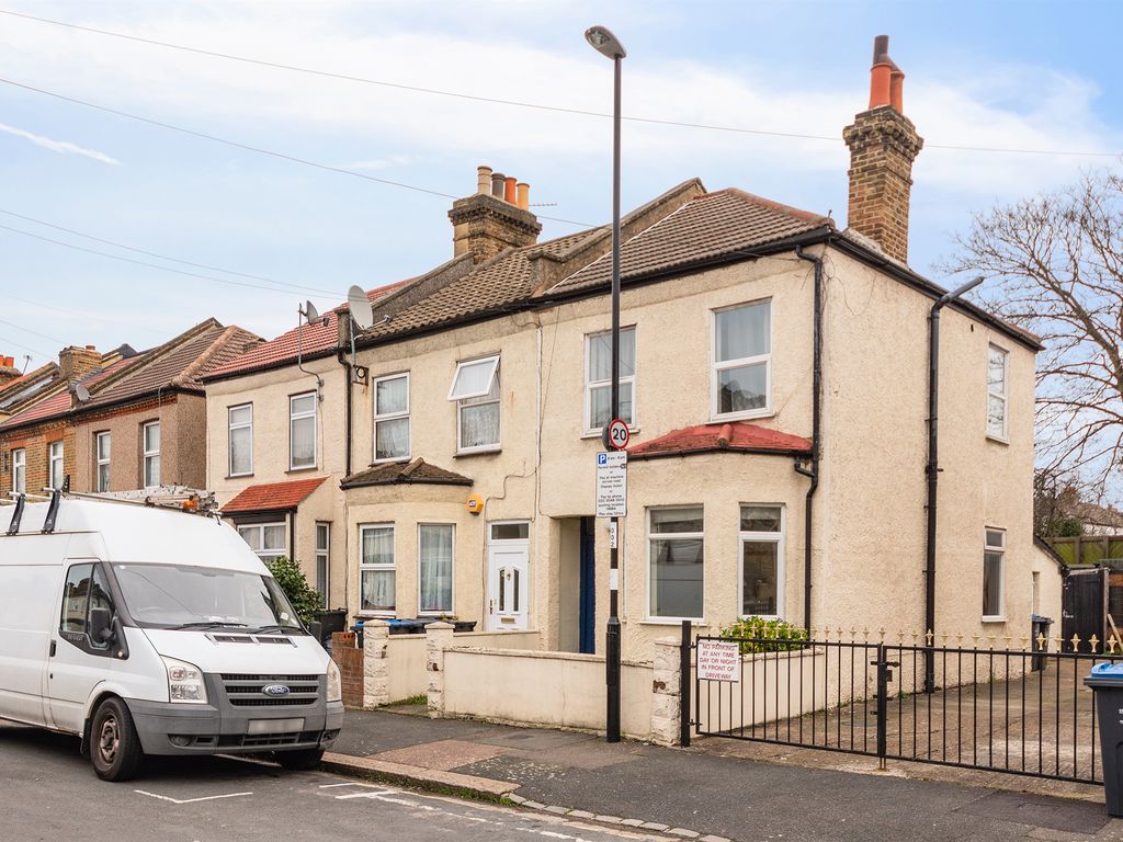 Donald Road, Croydon CR0