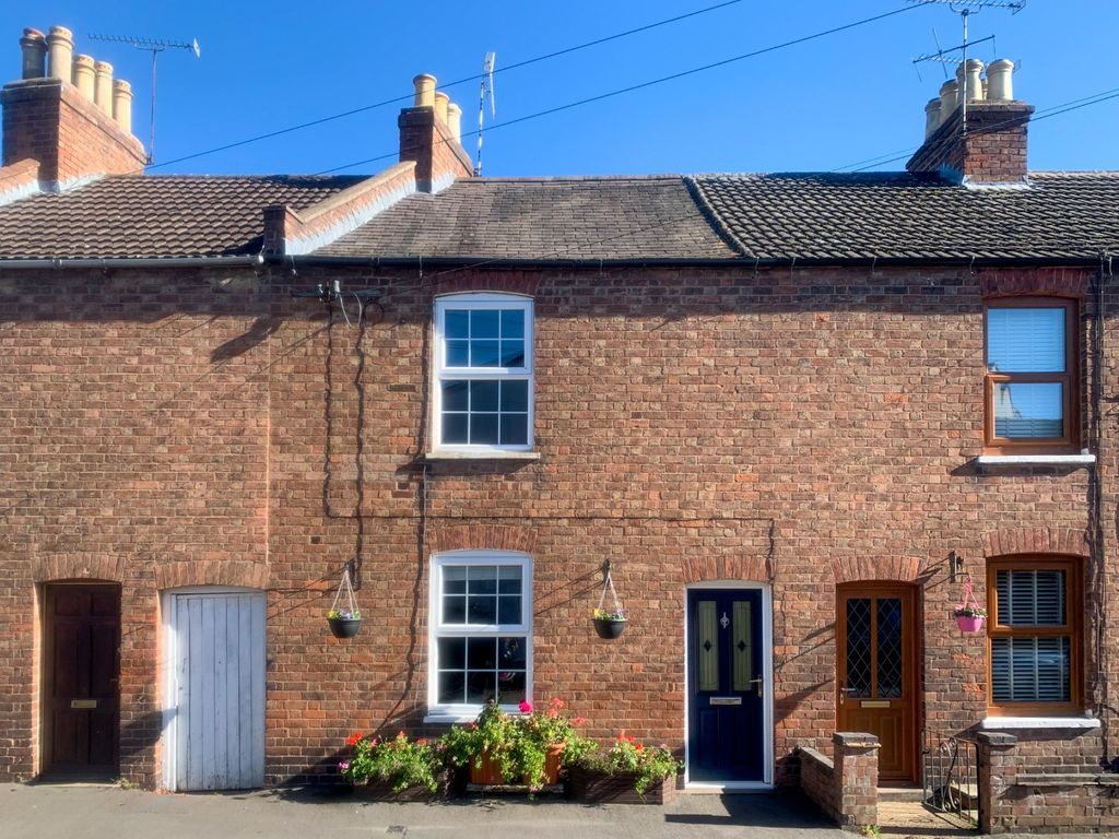 2 bed terraced house for sale in Guy Street, Warwick, Warwickshire CV34