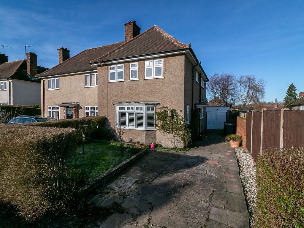 3 bed semidetached house for sale in Rowan Crescent, Letchworth Garden