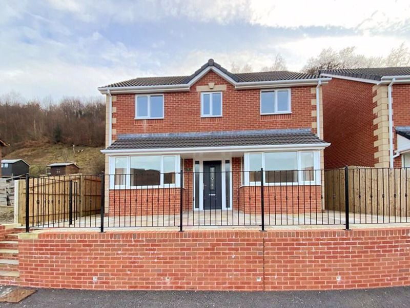 4 bed detached house for sale in Valley View, Mountain Ash CF45 Zoopla