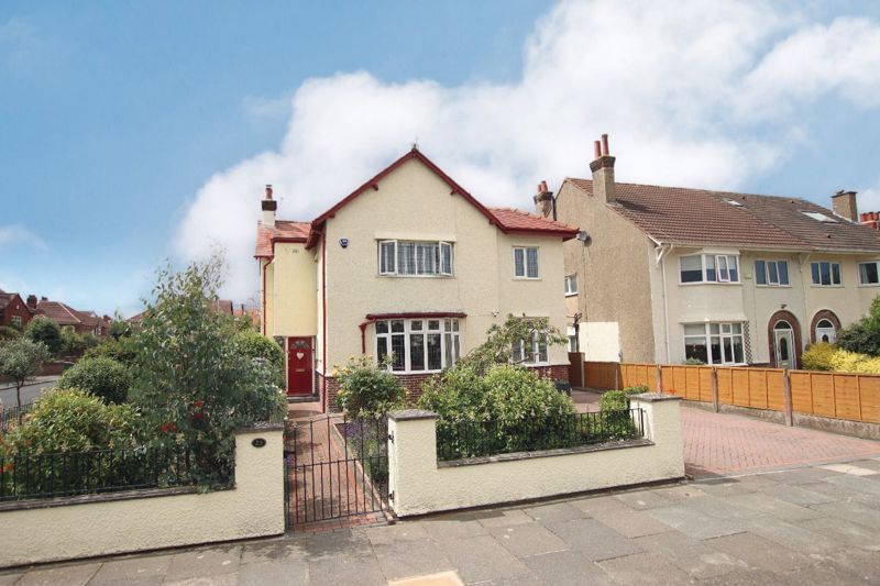 4 bed detached house for sale in Deneshey Road, Hoylake, Wirral CH47, £