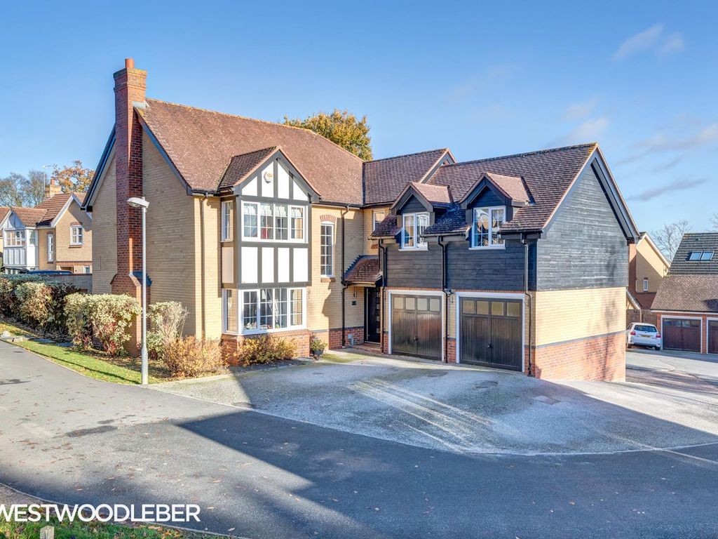 5 bed property for sale in Gosse Close, Hoddesdon EN11, £799,995 Zoopla