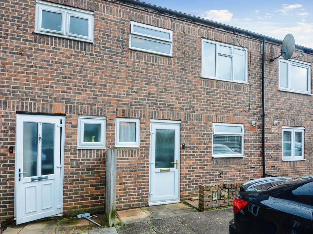 3 bed semidetached house for sale in Chenduit Way, Stanmore HA7 Zoopla