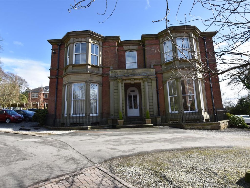 2 bed property to rent in Woodlands Corner, Lilford Road, Blackburn BB1