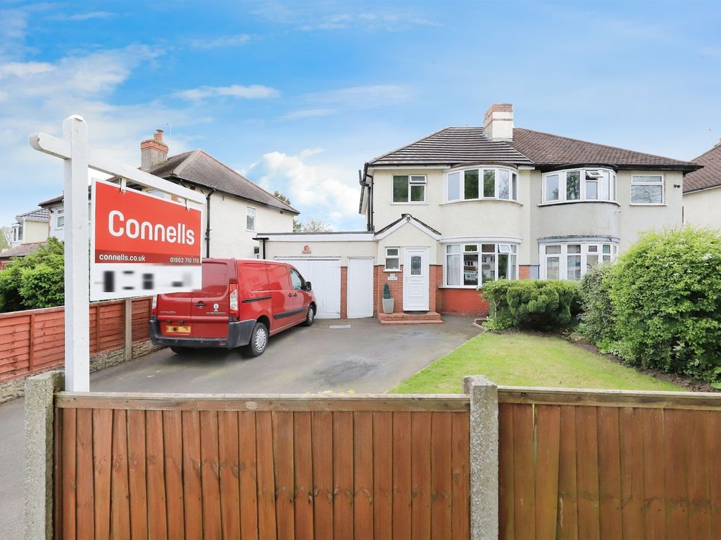 3 bed semidetached house for sale in Green Lane, Claregate