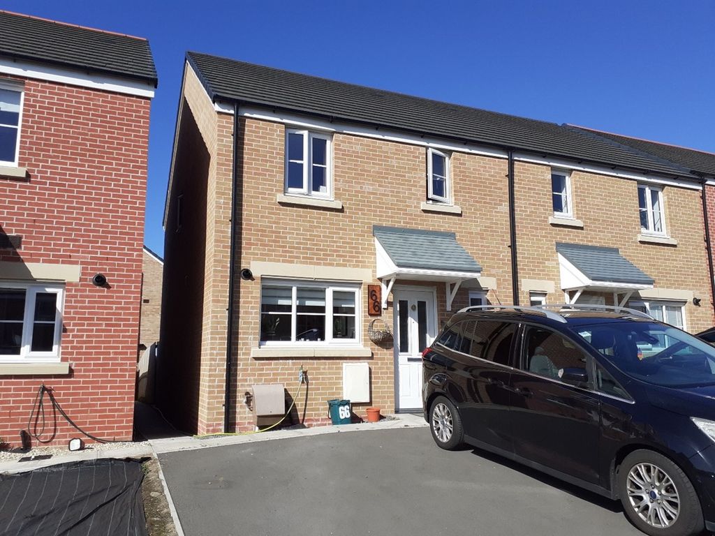 3 bed semidetached house for sale in Maes Delfryn, Llanelli SA14 Zoopla