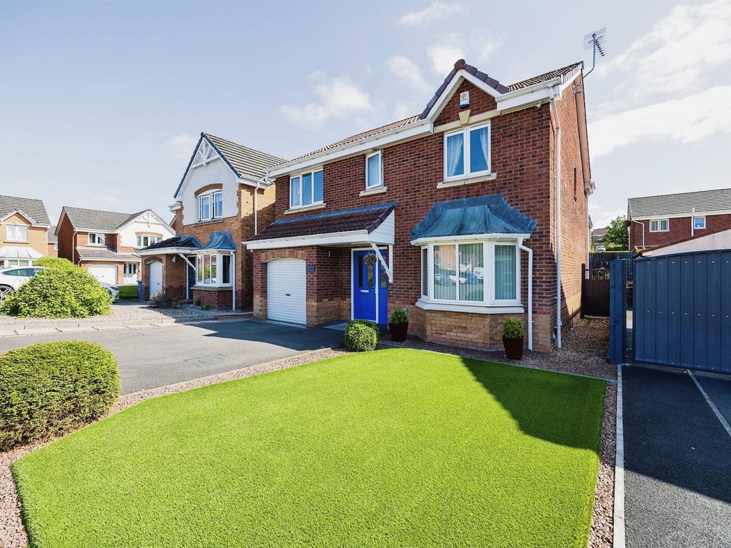 4 bed detached house for sale in Glentye Drive, Tullibody, Alloa FK10