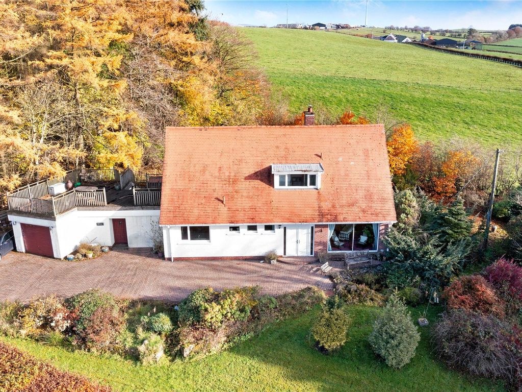 4 bed detached house for sale in Catrine, Mauchline KA5, £240,000 Zoopla