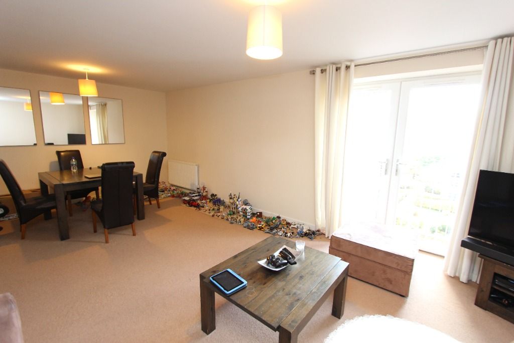 2 bed flat to rent in North Pilrig Heights, Pilrig, Edinburgh EH6, £