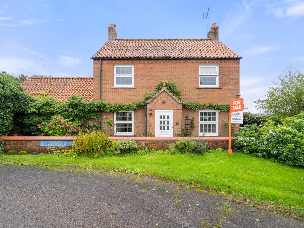 3 bed detached house for sale in College Close, Wainfleet PE24, £260,000 Zoopla