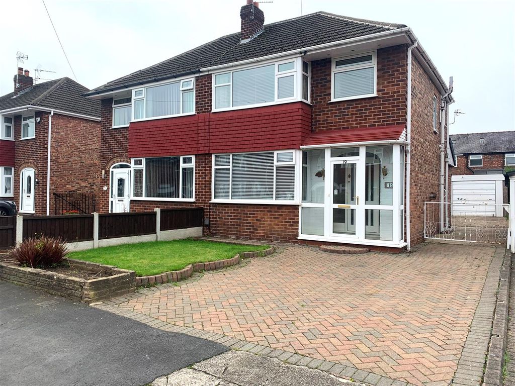 3 bed semidetached house for sale in Eltham Drive, Urmston, Manchester