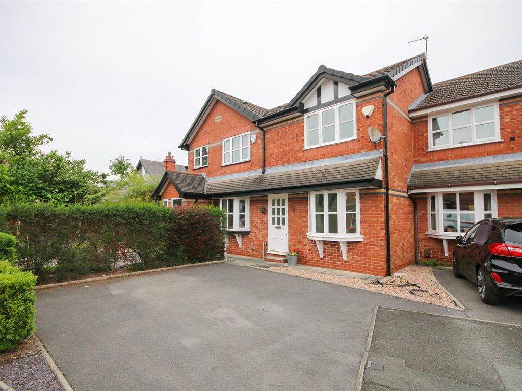2 bed terraced house for sale in Gordon Road, Eccles, Manchester M30 Zoopla