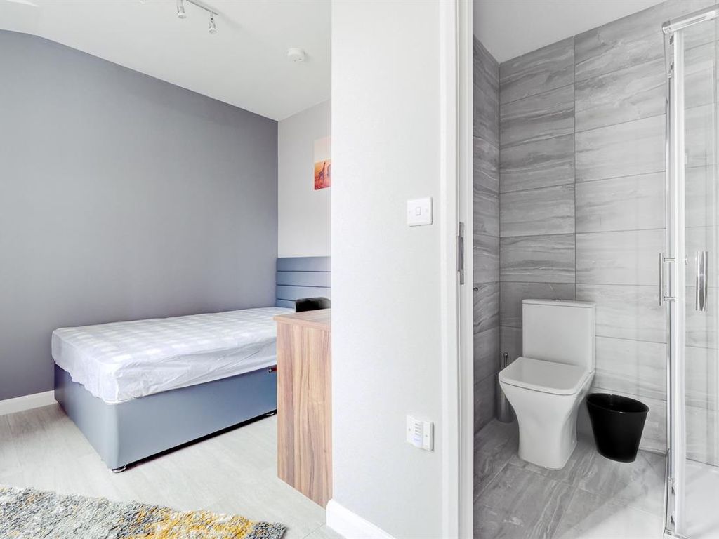 Room to rent in Well Lane, Tranmere, Birkenhead CH42 Zoopla