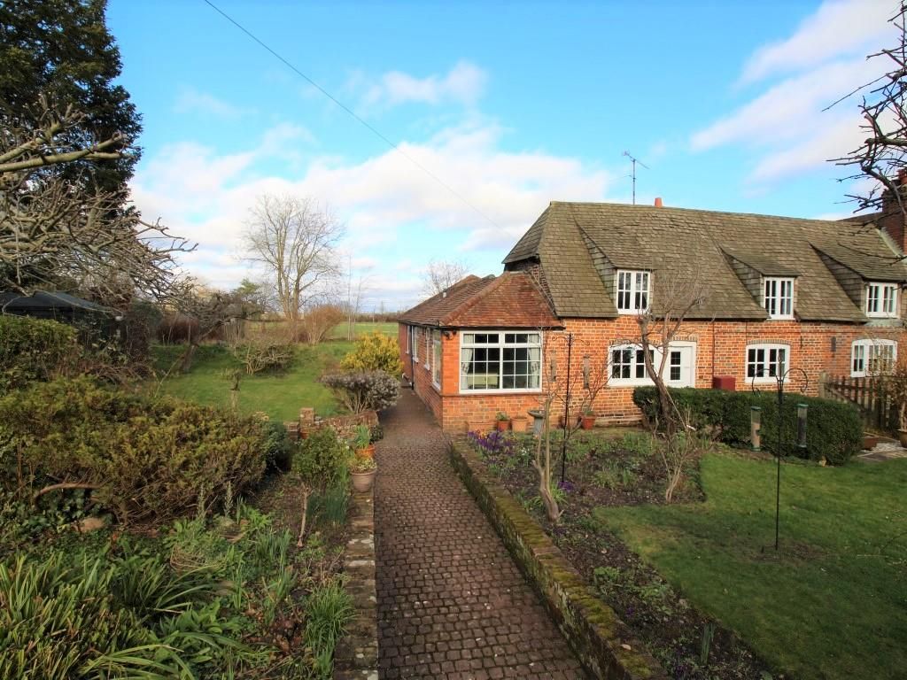 4 bed cottage for sale in The Green, Beenham, Reading RG7 Zoopla