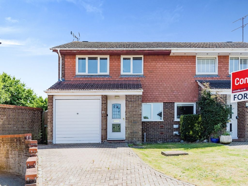 3 bed semidetached house for sale in Eastcote Drive, Southdown