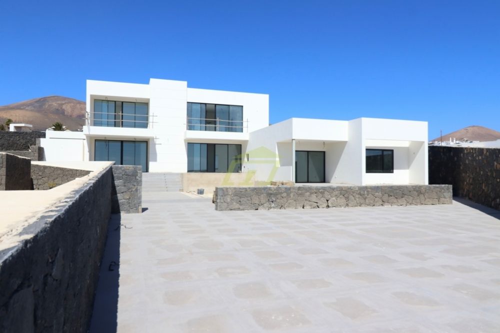6 bed villa for sale in Macher, Lanzarote, Spain, £1,115,847 Zoopla