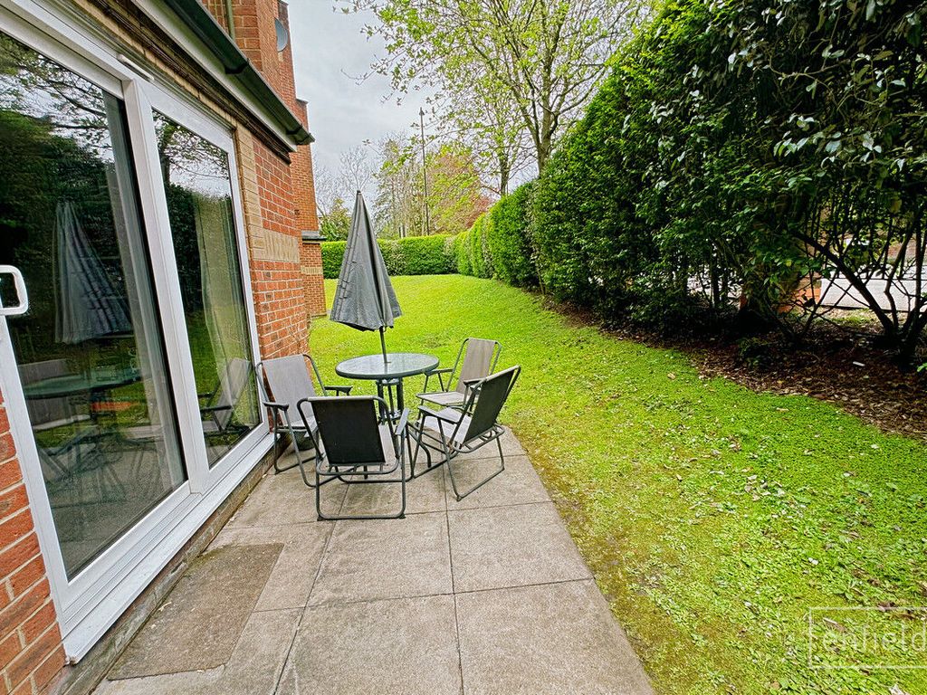 2 bed flat for sale in Archers Road, Southampton SO15, £190,000 Zoopla