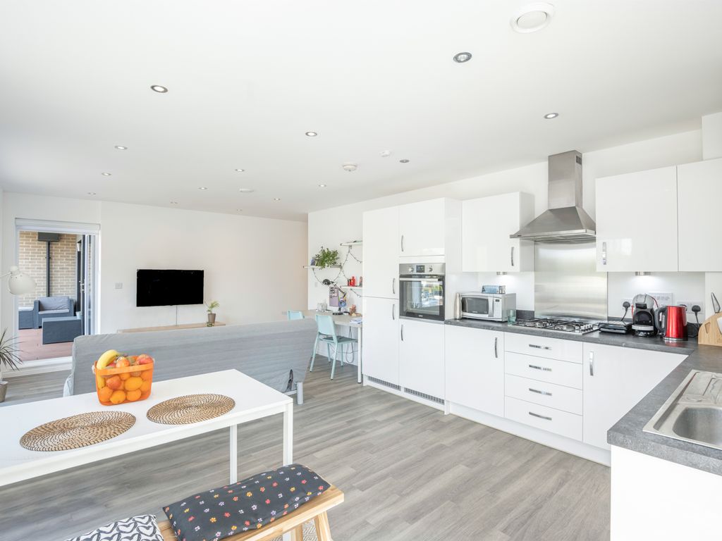 12 Elstree Way, Borehamwood, Hertfordshire WD6  