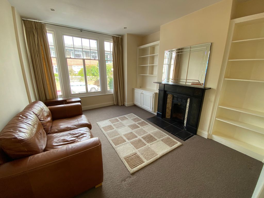 1 bed flat to rent in Bassingham Road, Earlsfield, London SW18 Zoopla
