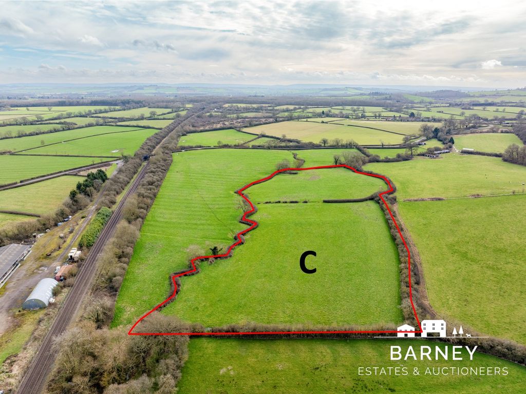 Land for sale in High Street, Ludgershall Nr Thame HP18, £175,000 Zoopla