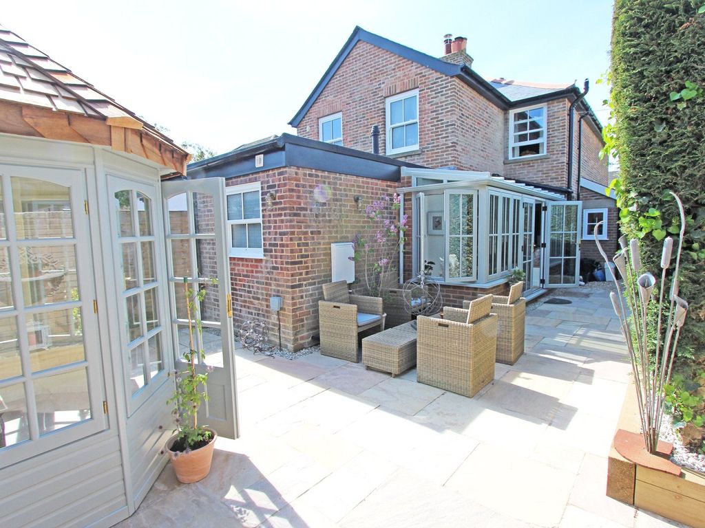 2 bed semidetached house for sale in Manchester Road, Sway, Lymington