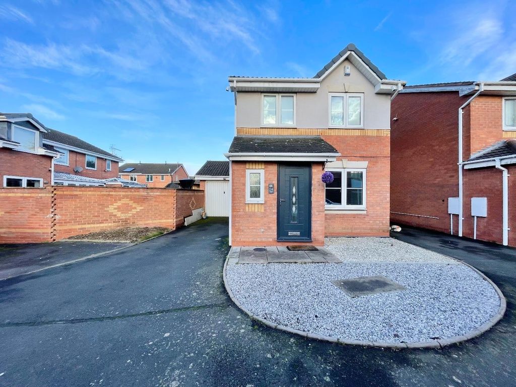 3 bed detached house for sale in Spitfire Way, Castle Vale, Birmingham