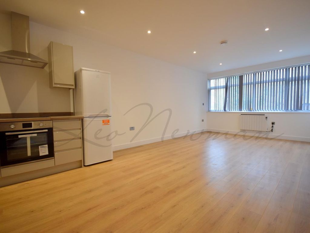 Studio to rent in Coronation Road, Basingstoke RG21 Zoopla
