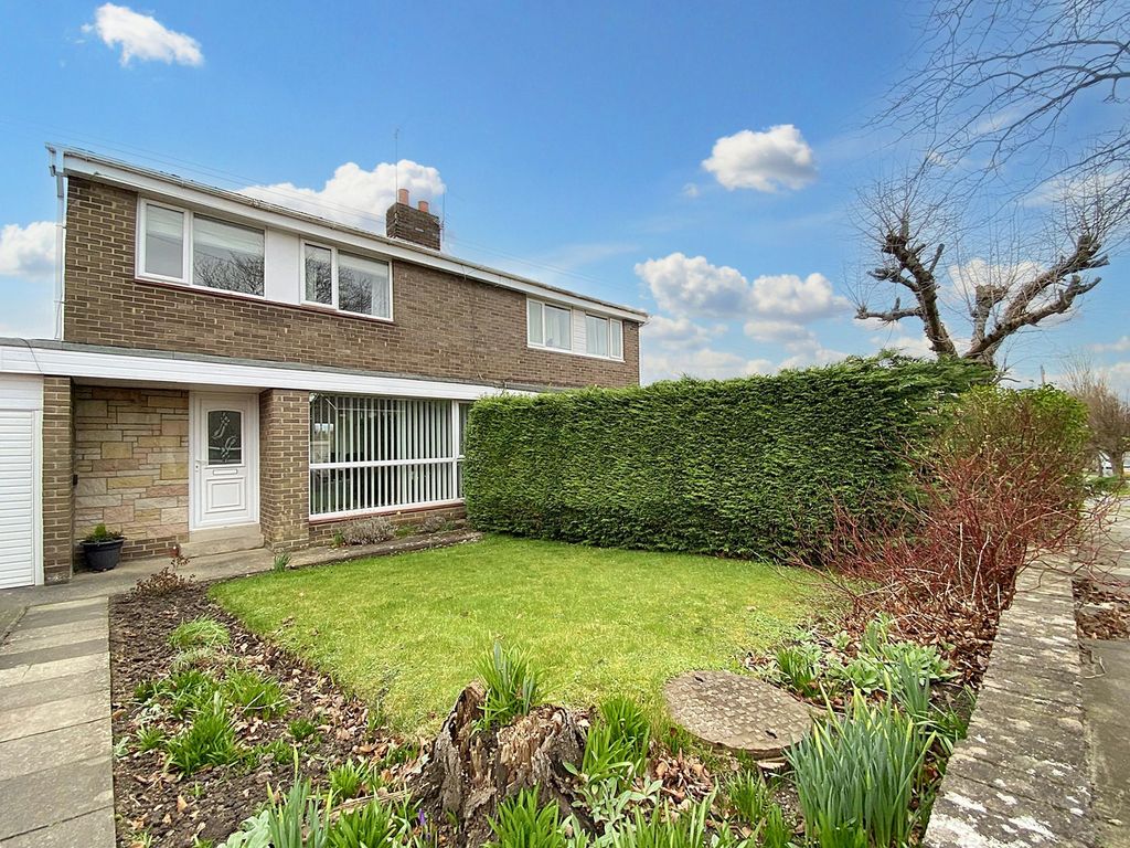 3 bed semidetached house for sale in Abbey Meadows, Morpeth NE61, £