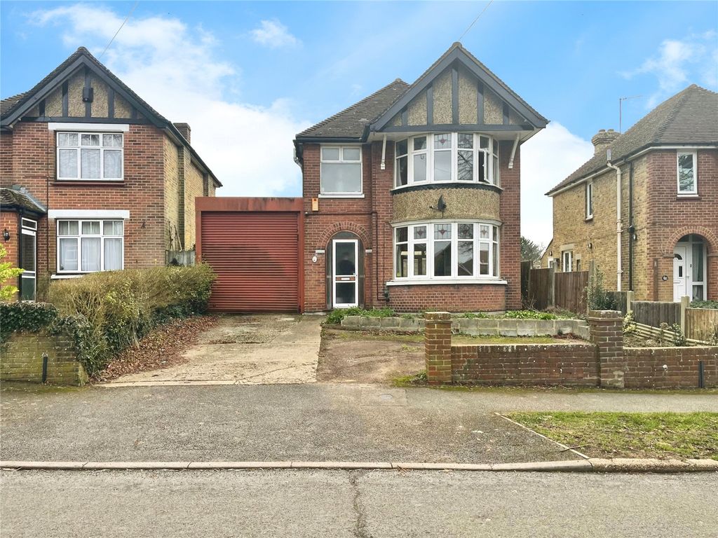3 bed detached house for sale in Marion Crescent, Maidstone, Kent ME15