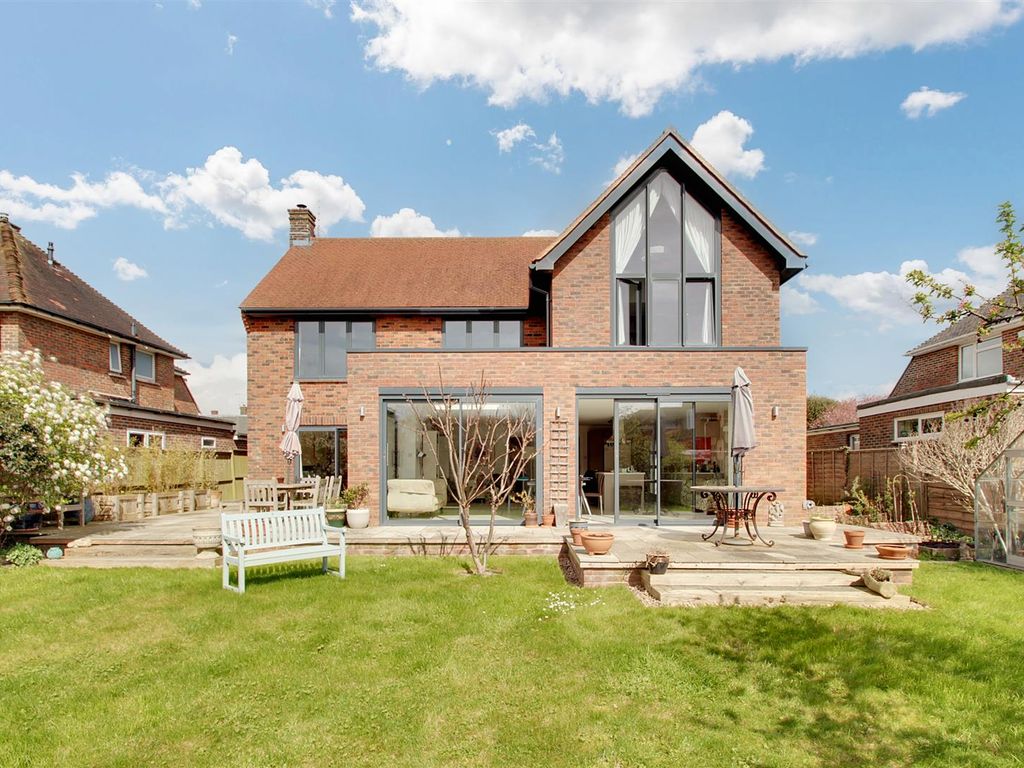 4 bed detached house for sale in Amberley Drive, GoringBySea