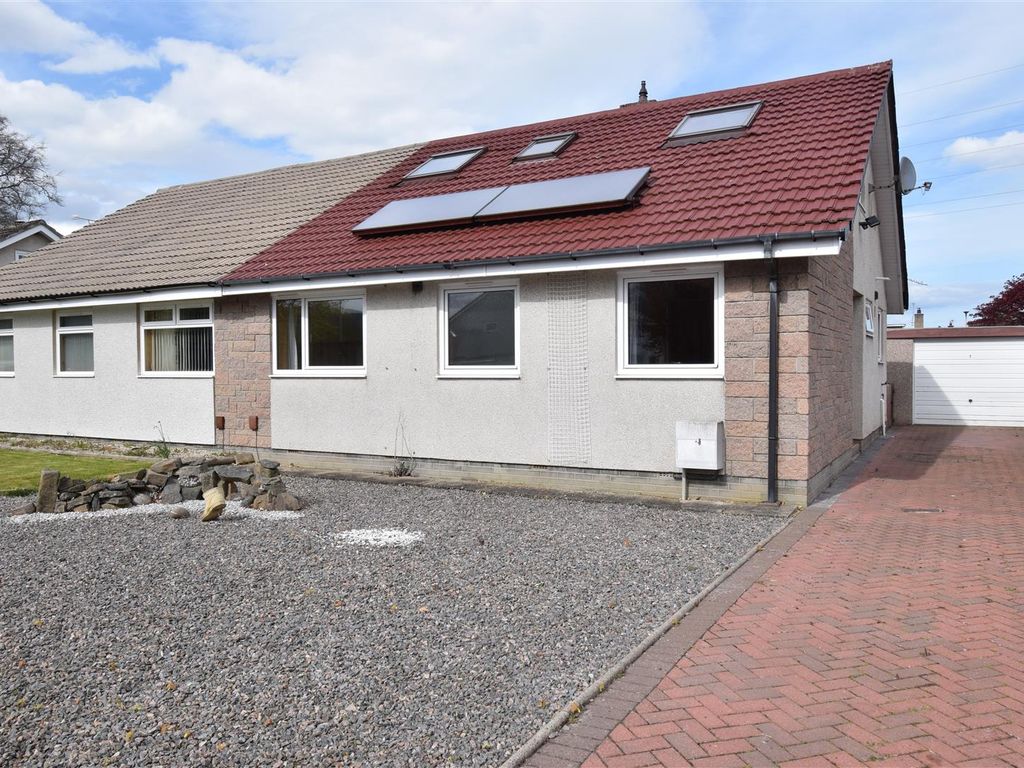 4 bed semidetached house for sale in Drumfield Road, Inverness IV2, £
