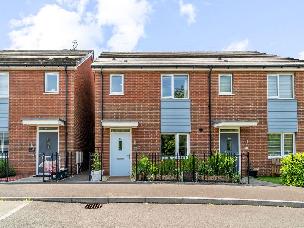 3 bed semidetached house for sale in Spencer Way, Newport NP19 Zoopla