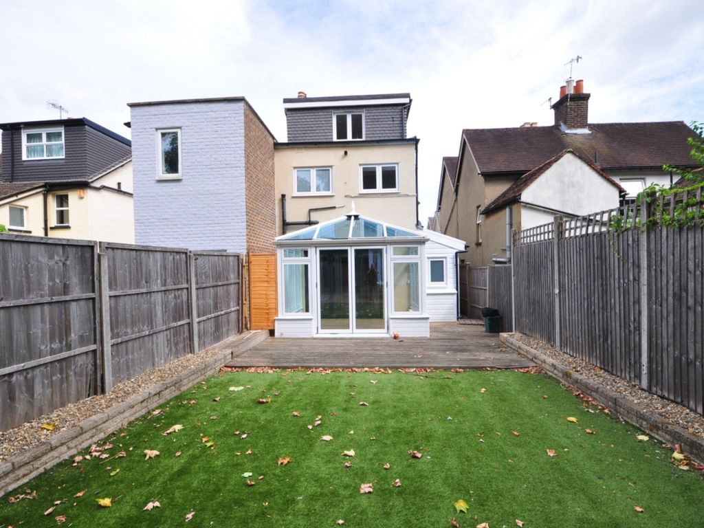 3 bed semidetached house to rent in Holmesdale Road, Reigate RH2 Zoopla