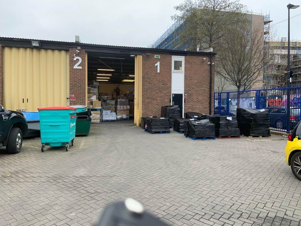 Warehouse to let in Rothbury Road, Hackney Wick E9, £45,000 pa Zoopla