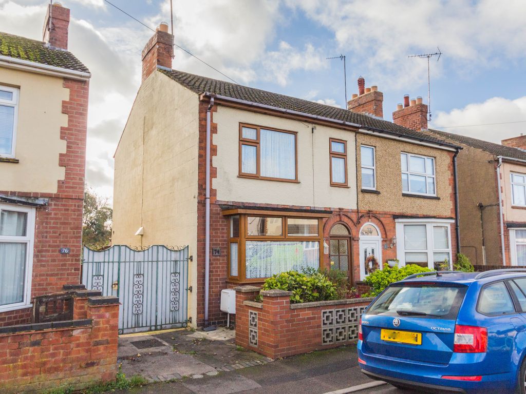 2 bed semidetached house for sale in Orchard Road, Finedon