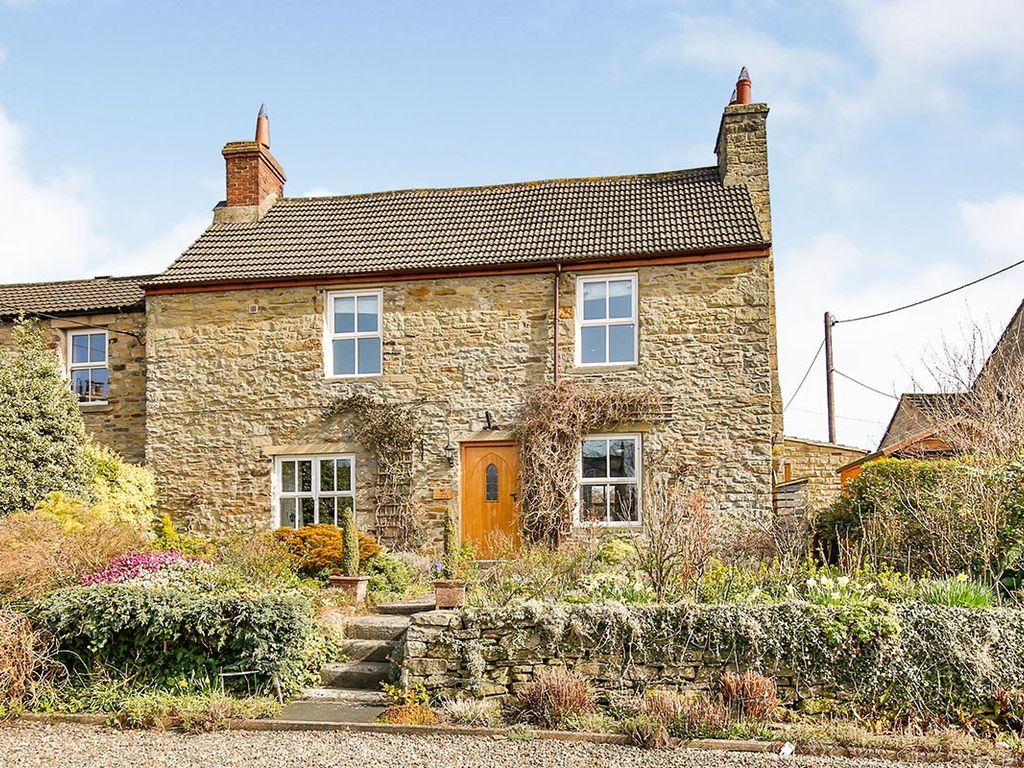 4 bed semidetached house for sale in Uppertown, Wolsingham,