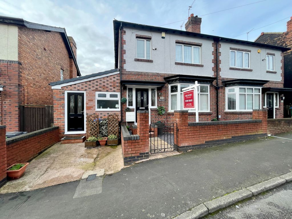 4 bed semidetached house for sale in Oakeswell Street, Wednesbury WS10