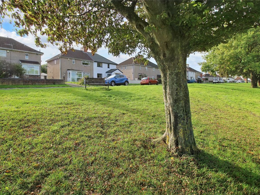 3 bed semidetached house for sale in Brunel Road, Bedminster Down