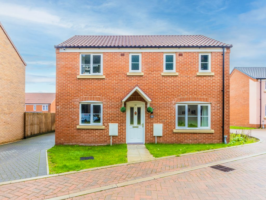 3 bed detached house for sale in Nuthatch Road, Sprowston, Norwich NR7