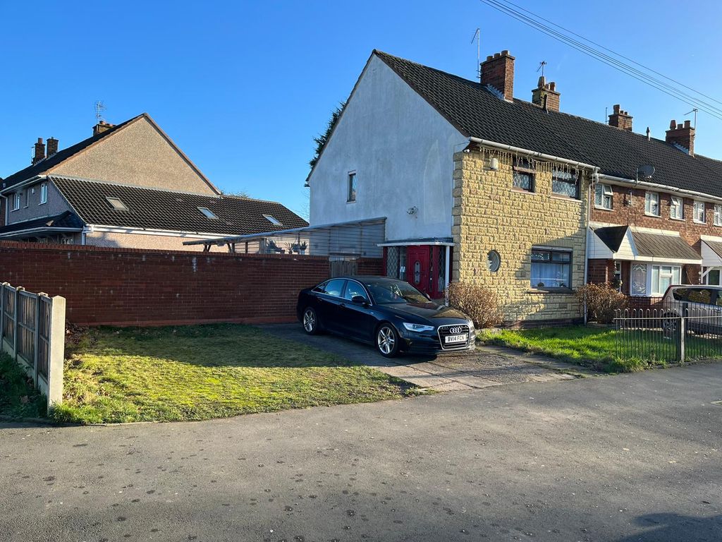 2 bed end terrace house for sale in Stephenson Avenue, Walsall WS2, £
