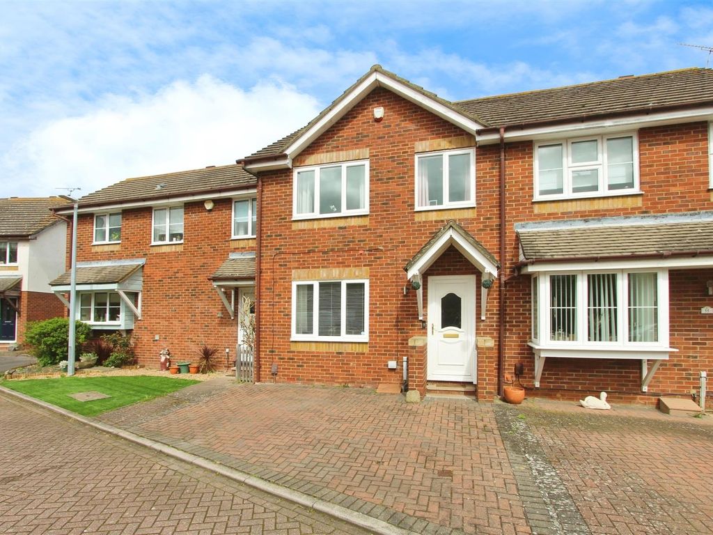 3 bed property for sale in Vaughan Drive, Kemsley, Sittingbourne ME10