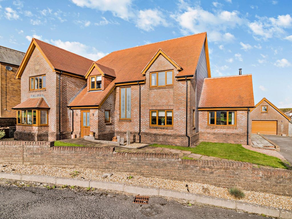 4 bed detached house for sale in PenYMynydd, Llanelli SA15, £595,000